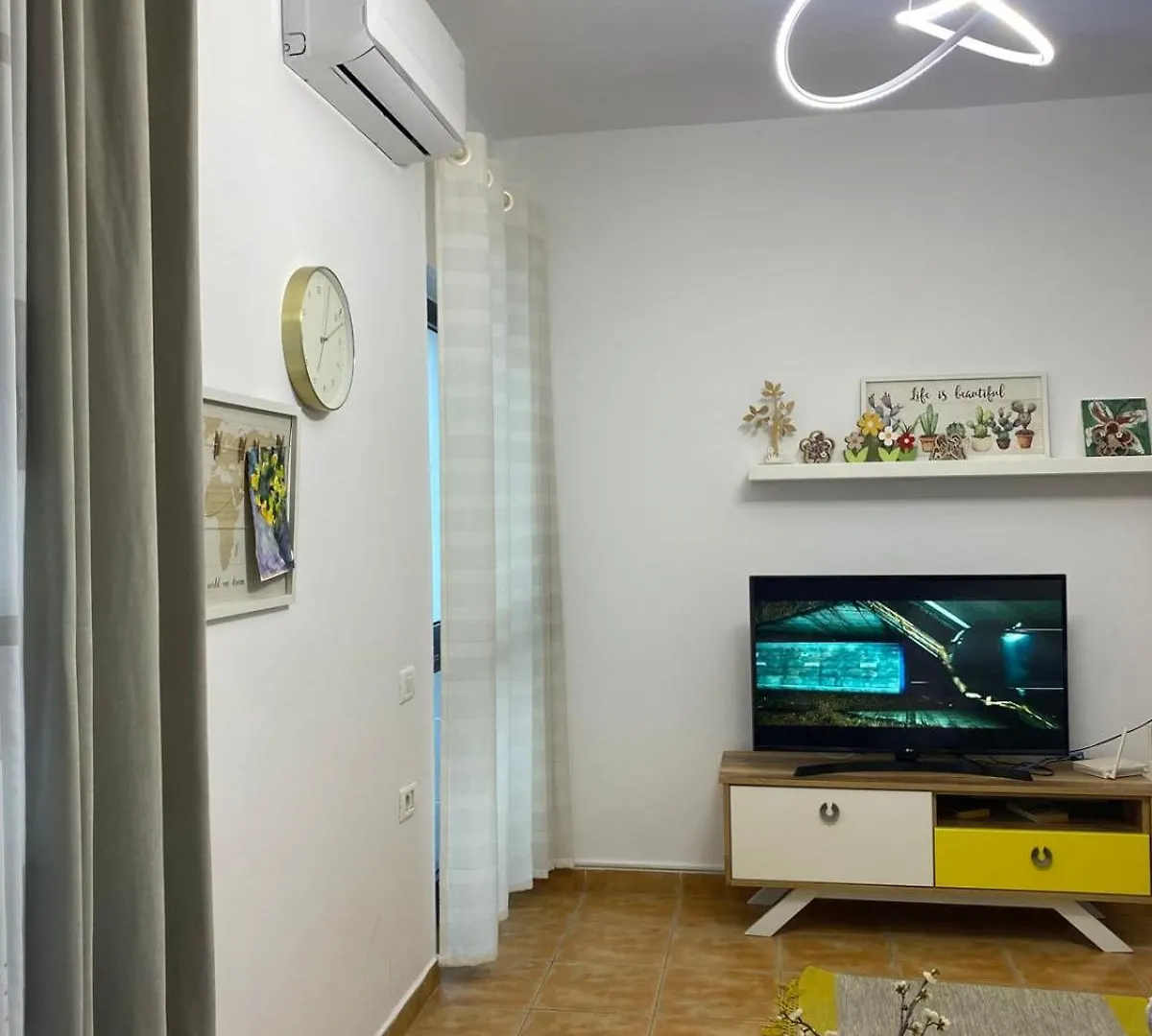 Juli'S Pazari Nest Lejlighed Tirana Albanien